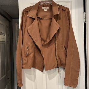 Lucky Brand brown jacket. Live in Love. XL. Zippered pockets.